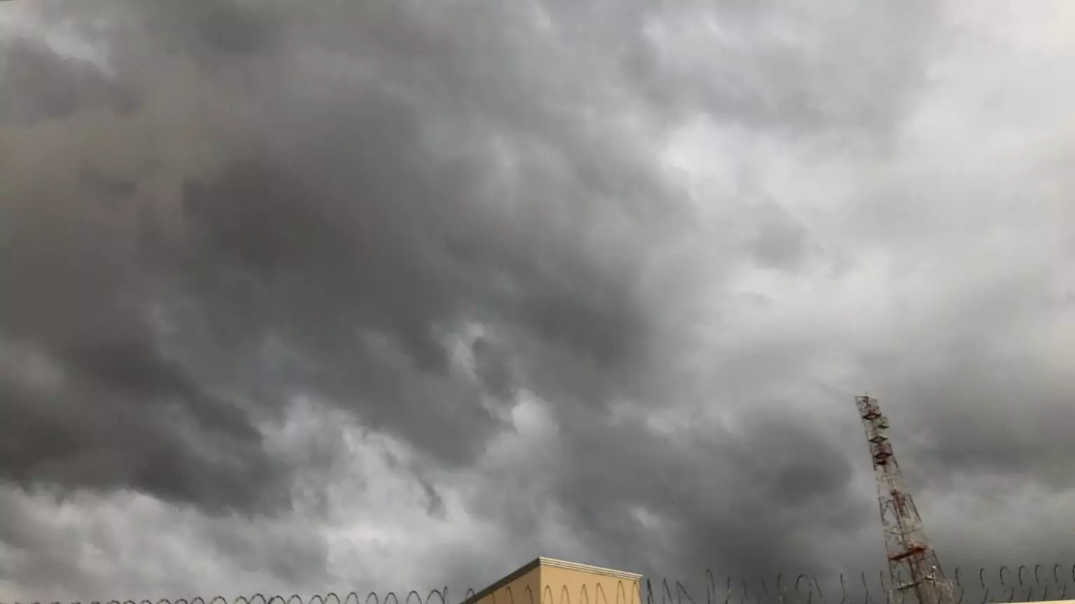 Após chuva causar estragos, MS continua sob alerta de perigo para tempestade