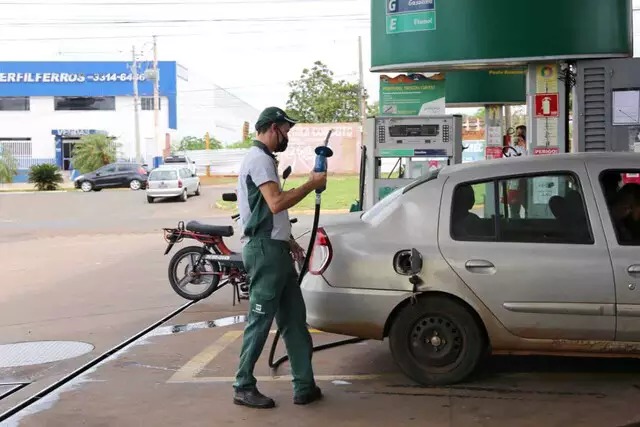 Gasolina, etanol e diesel têm novo reajuste em uma semana