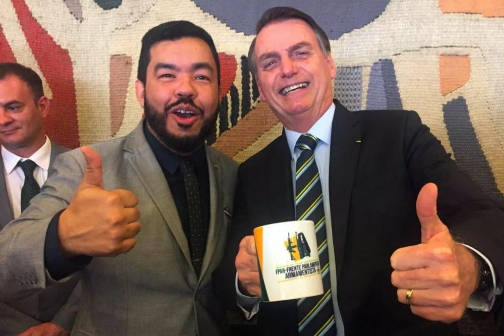 Eleito na onda bolsonarista contra mamata, Trutis encerra mandato campeão de gastos em 2022