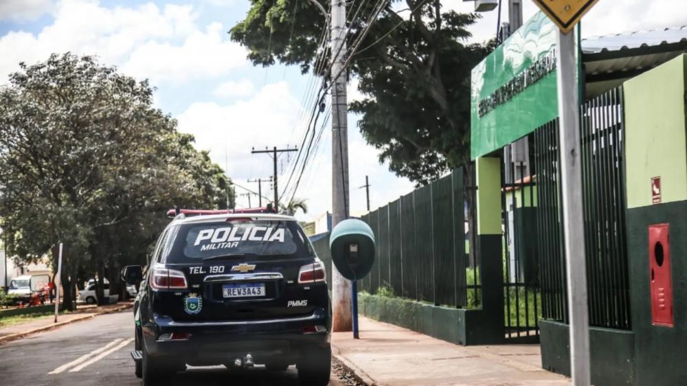 Ameaça de massacre em escola estadual mobiliza polícia e pais em Campo Grande