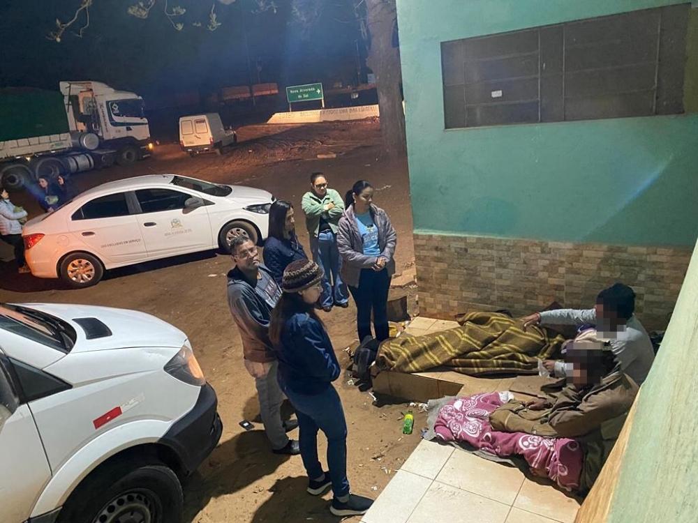 Secretaria de Assistência Social realiza entrega de sopão a pessoas em situação de rua em Nova Alvorada do Sul