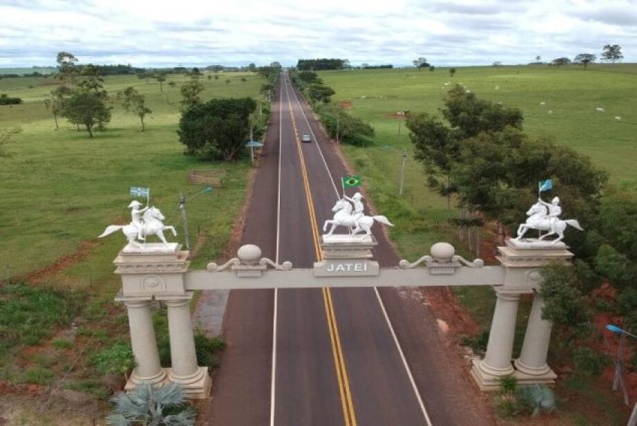 MS tem 16 municípios onde prefeitos ganham acima de R$ 25 mil