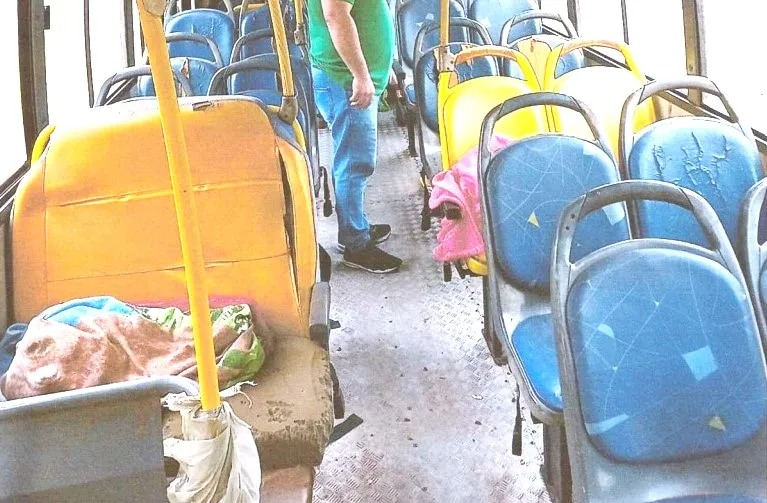 MPE investiga precariedade de ônibus que estragam com frequência e abandonam alunos