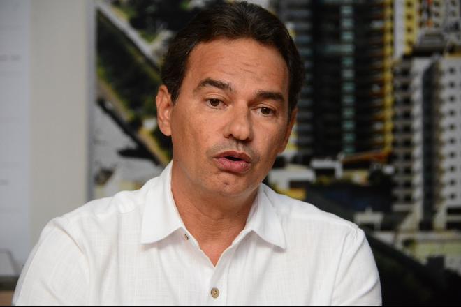 Justiça nega pedido de Marquinhos Trad para afastar delegada de investigação sobre assédio